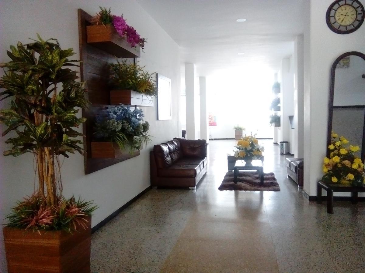 Hotel Hacaritama Ocana Exterior photo
